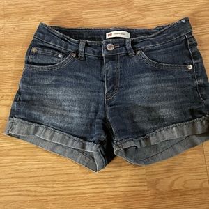 Levi’s shorts